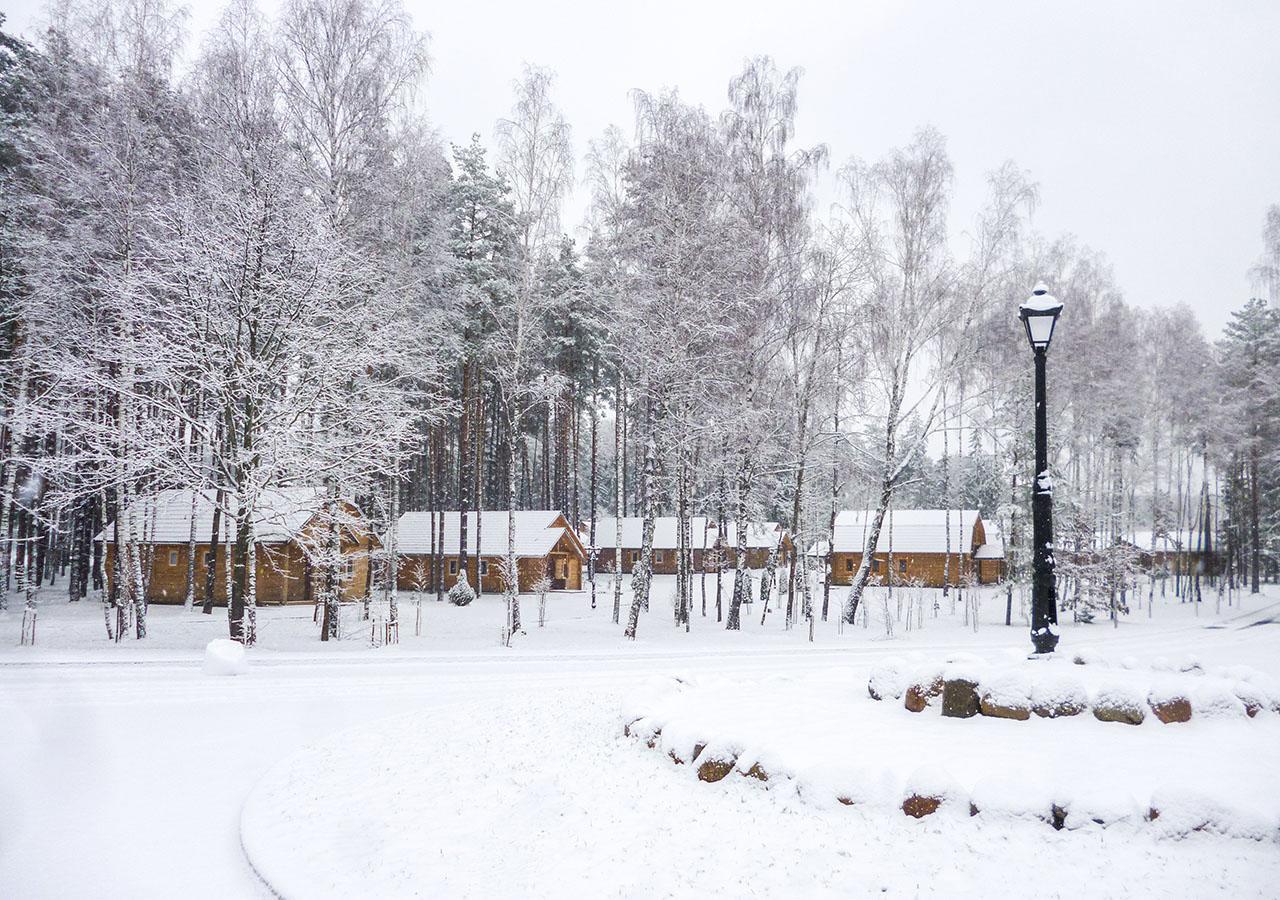 Green Park Hotel Airport Minsk Silichy Exterior foto