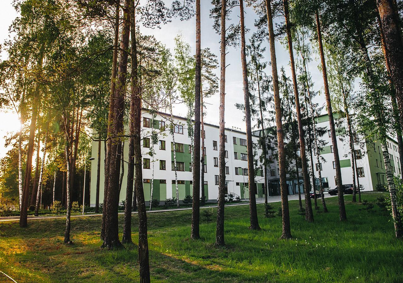 Green Park Hotel Airport Minsk Silichy Exterior foto