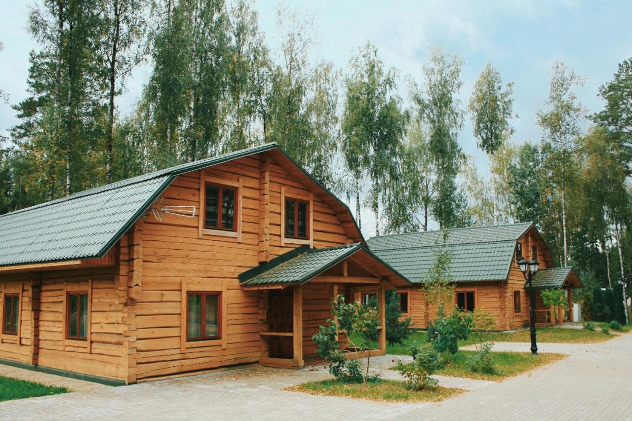 Green Park Hotel Airport Minsk Silichy Exterior foto